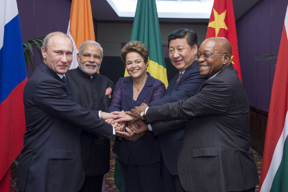 Владимир Путин, премьер Индии Нарендра Моди, президент Бразилии Дилма Руссефф, председатель КНР Си Цзиньпин, президент ЮАР Джейкоб Зума
